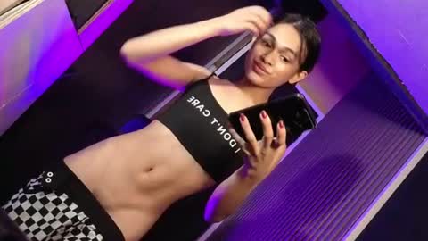 Delilah online show from 08/02/26, 11:30