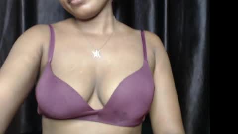 venessa online show from 05/19/26, 09:26