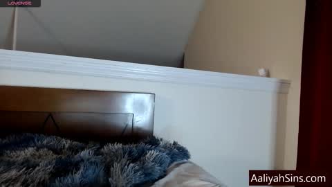 Snapshot of creamycherrypop chatting on 10/25/25, 06:21 FREE online show from 10/25/25, 06:21