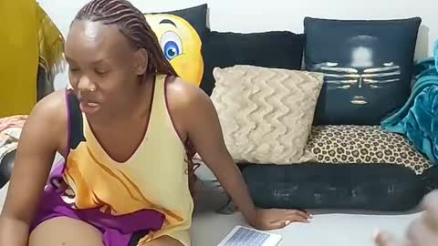 Snapshot of creamyhub chatting on 09/20/25, 11:22 creamyhub online show from 09/20/25, 11:22