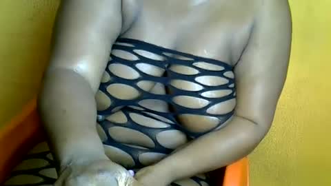 creamyposh1 online show from 07/07/26, 06:47