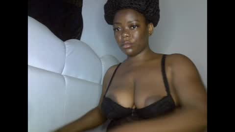 creamypussyxx online show from 05/25/26, 12:00