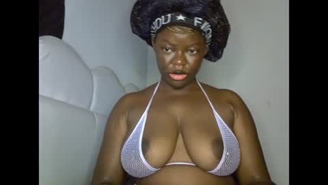 creamypussyxx online show from 06/10/26, 10:47