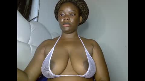 creamypussyxx online show from 06/25/26, 10:31