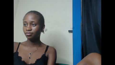 creamyxmuffin online show from 03/01/25, 09:59