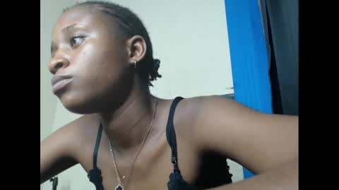 creamyxmuffin online show from 03/02/25, 01:04