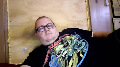 Snapshot of creeeping_death chatting on 11/24/25, 05:29 The hopeless romantic online show from 11/24/25, 05:29