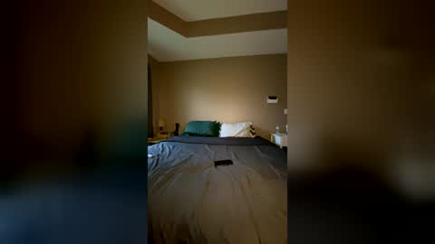 Creeksidecouple online show from 06/25/26, 12:09