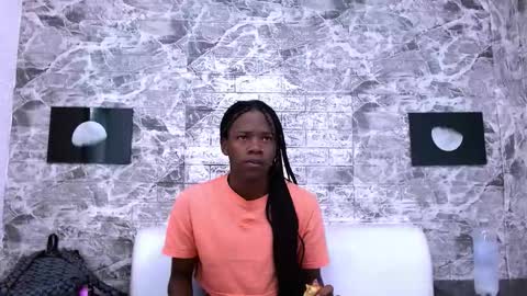 CriisBrown  online show from 11/22/25, 10:03