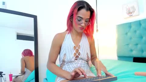 Snapshot of cris_dulce chatting on 10/13/25, 06:41 cris_dulce online show from 10/13/25, 06:41