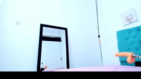 Snapshot of cris_dulce chatting on 11/20/25, 04:18 cris_dulce online show from 11/20/25, 04:18