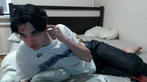 Snapshot of cris_peace chatting on 11/13/25, 09:52 JOIN IN A FAN CLUB AND YOU WILL HAVE 90 OF MY PHOTOVIDEO FREE FANSLY - online show from 11/13/25, 09:52