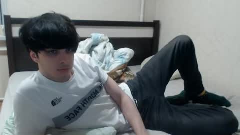 Snapshot of cris_peace chatting on 11/23/25, 02:06 JOIN IN A FAN CLUB AND YOU WILL HAVE 90 OF MY PHOTOVIDEO FREE FANSLY - online show from 11/23/25, 02:06