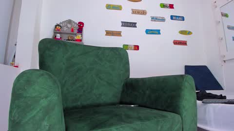 cristian online show from 11/10/25, 12:09