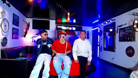 crismens online show from 05/17/26, 08:16