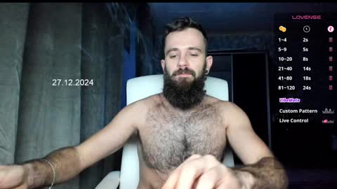 Snapshot of crissstud chatting on 12/27/24, 06:14 Criss online show from 12/27/24, 06:14