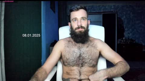 Snapshot of crissstud chatting on 01/08/25, 01:11 Criss online show from 01/08/25, 01:11