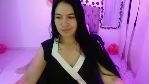 Snapshot of cristal1609 chatting on 09/23/25, 01:36 cristal1609 online show from 09/23/25, 01:36