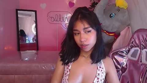 cristal1_ch online show from 10/11/25, 10:08