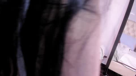 Snapshot of cristal_coopeer chatting on 09/26/25, 12:53 Cristal yours Milf online show from 09/26/25, 12:53