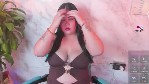 Snapshot of cristal_herrera chatting on 11/09/25, 03:38 Cristal online show from 11/09/25, 03:38