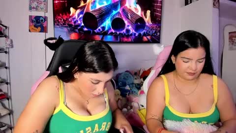 cristal_smith20 online show from 03/29/26, 07:36