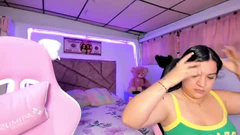 cristal_smith20 online show from 05/23/26, 12:20