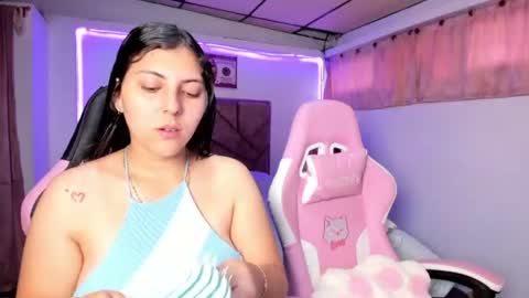 cristal_smith20 online show from 06/12/26, 12:04