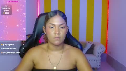 Snapshot of cristal_war chatting on 12/29/24, 11:29 Cristal online show from 12/29/24, 11:29