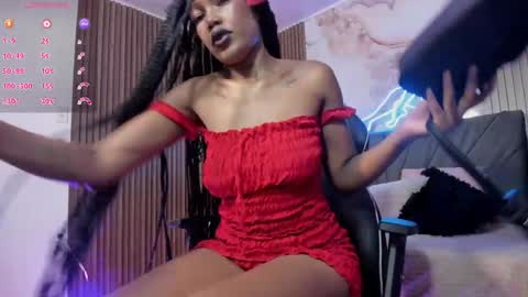 Snapshot of cristalbroke_tay chatting on 05/30/26, 07:11 Crystalbroke online show from 05/30/26, 07:11
