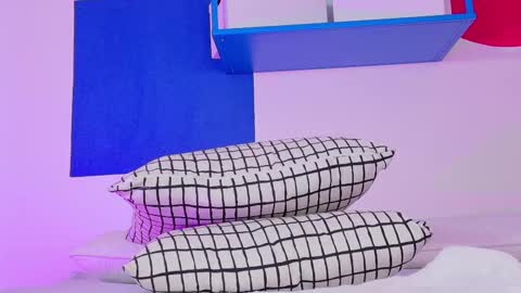 Snapshot of cristalcornner_ chatting on 11/22/25, 07:46 Nicole Connection time 220pm-910pmCol online show from 11/22/25, 07:46