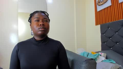 cristale69 online show from 09/14/25, 02:54