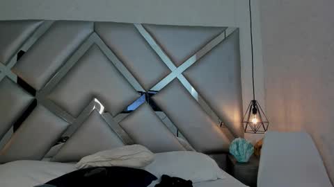 Snapshot of cristalevans_vc chatting on 11/01/25, 04:14 cristalevans_vc online show from 11/01/25, 04:14