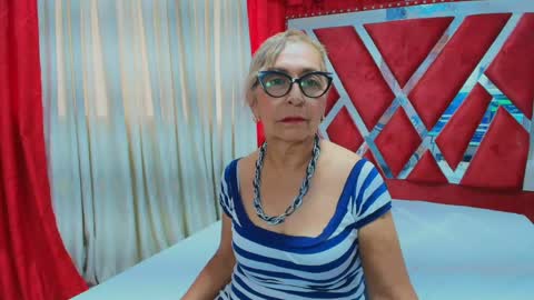 Snapshot of cristalmature chatting on 06/03/26, 12:41 cristalmature online show from 06/03/26, 12:41