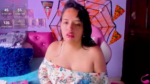 Snapshot of cristaln07 chatting on 10/30/25, 02:40 Natis online show from 10/30/25, 02:40