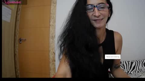   online show from 10/02/25, 06:31