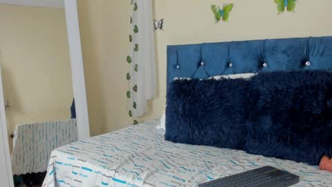 cristal walker online show from 03/04/25, 04:20