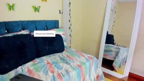 cristal walker online show from 09/29/25, 11:48