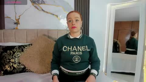 cristal walker online show from 06/12/26, 10:36