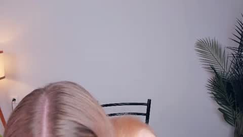 Cristas online show from 07/26/26, 10:33
