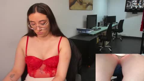 you can call me your sweettie assistant   online show from 01/09/25, 09:05