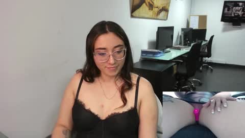 you can call me your sweettie assistant   online show from 01/30/25, 06:32