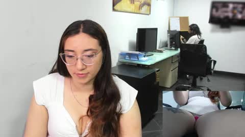 you can call me your sweettie assistant   online show from 02/10/25, 02:59