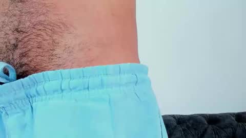 cristian_suarezz_ online show from 10/03/25, 10:40