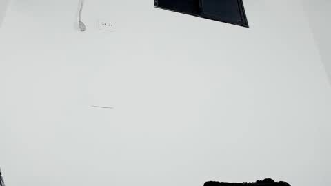 cristian_suarezz_ online show from 10/24/25, 11:45