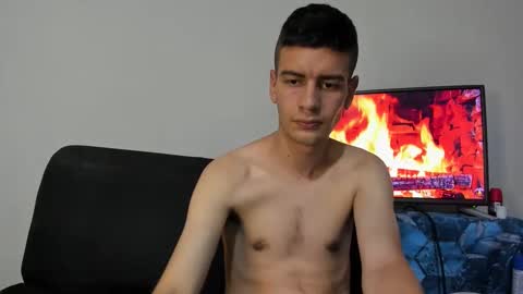 Snapshot of cristiand20 chatting on 12/05/24, 03:59 Cristian online show from 12/05/24, 03:59