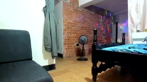 Snapshot of cristiand20 chatting on 02/22/25, 07:12 Cristian online show from 02/22/25, 07:12
