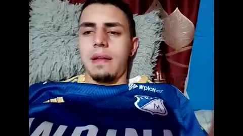 Snapshot of cristianramod138 chatting on 10/31/25, 04:02 cristianramod138 online show from 10/31/25, 04:02