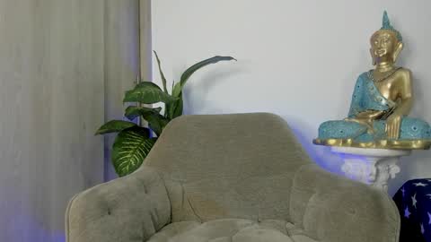 Snapshot of cristiianmartinez chatting on 10/30/25, 05:53  Cristian  online show from 10/30/25, 05:53