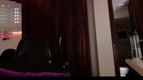 Christina online show from 12/10/24, 07:22